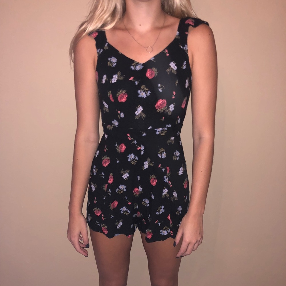 American Eagle Flowered Romper